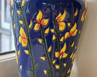 Eduardo Vega Ceramic Floral Vase