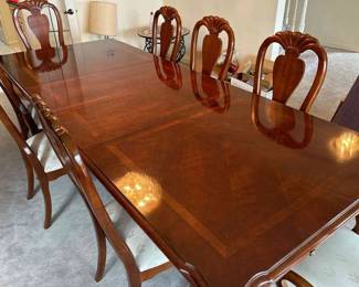 Classic American Drew Dining Room Table  Chairs