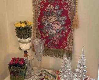 Pair of Small Tapestries Other Decor