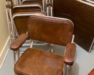 4 Vinyl Alyminum Boat Folding Arm Chairs Collapsing Table