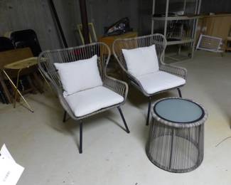 Pair of chairs & accent table