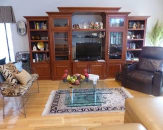 Media/display/storage unit