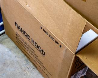 New in-box range hood