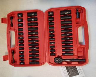 LLNDEL Socket Set