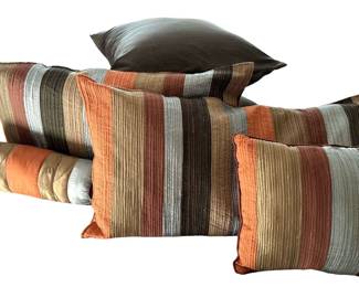 Decorative Pillow Set
