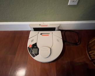 Neato robot vacuum 