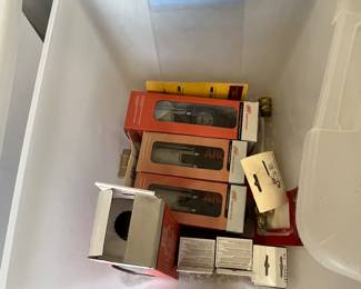 Compressor accessories regulators, filters and pressure gauges 