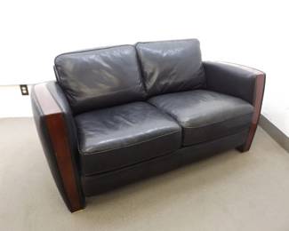 NICE Black Leather Wood Trimmed Couch
