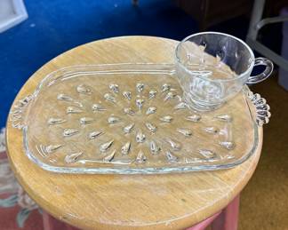 Atlas Hazel TEAR DROP Snack Tray! This is a set of six and for the more health conscious consumer - NO ASHTRAY! LOL