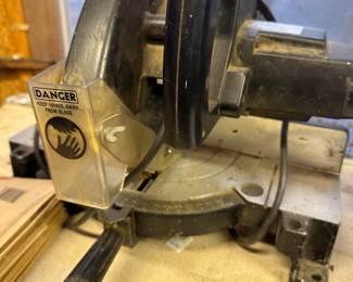 All kinds of wood working tools! Table top and head held! 