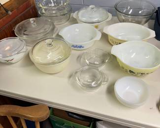 Another table full of pyrex! Also, lots of extra lids in every shape and size! 