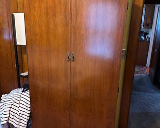 Got the keys to this beautiful Bay City home! This is my initial walk through. Starting to unpack, set up and display tomorrow! New photos added daily. 