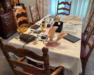 Got the keys to this beautiful Bay City home! This is my initial walk through. Starting to unpack, set up and display tomorrow! New photos added daily. 