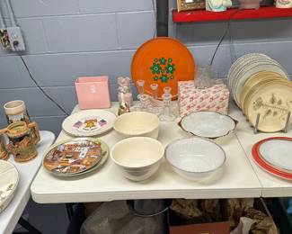 Vintage assorted china! Faltzgraff, Homer Laughlin, Franciscan and more! 