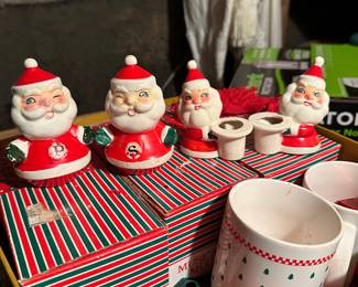 Got the keys to this beautiful Bay City home! This is my initial walk through. Starting to unpack, set up and display tomorrow! New photos added daily. 