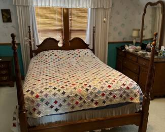 Got the keys to this beautiful Bay City home! This is my initial walk through. Starting to unpack, set up and display tomorrow! New photos added daily. 