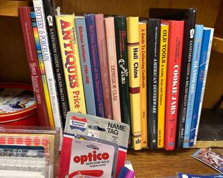 EXCELLENT Antique Collectors Books! Most are now out of print! 