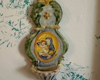 Got the keys to this beautiful Bay City home! This is my initial walk through. Starting to unpack, set up and display tomorrow! New photos added daily. 