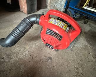 Got the keys to this beautiful Bay City home! This is my initial walk through. Starting to unpack, set up and display tomorrow! New photos added daily. 