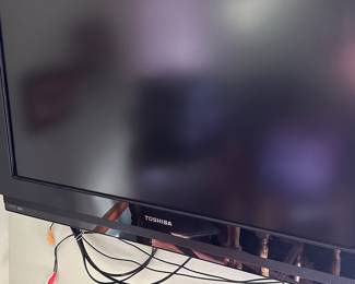 ANOTHER terrific Toshiba Flatscreen TV! Complete with remote and all cords! 