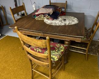 Got the keys to this beautiful Bay City home! This is my initial walk through. Starting to unpack, set up and display tomorrow! New photos added daily. 