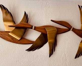 Marketeers MCM Flying Ducks wall art