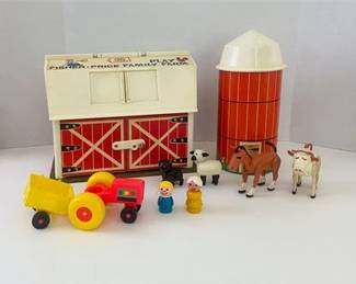 1960s Original Fisher Price Little People Family Farm & Silo