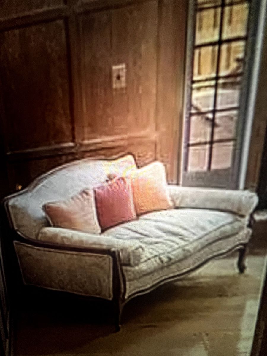 Estate sale in Peekskill, NY starts on 2/10/2024