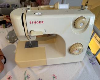 Singer sewing
Machine