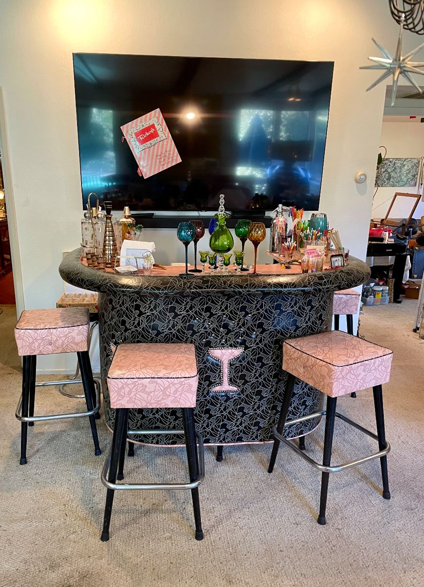 1950'S BAR & STOOLS