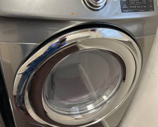 Samsung Dryer-NEEDS MOTOR 
ONLY $25.  Only $25.     Only $25
As is. 