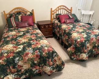 Twin headboards and rails 
Beautyrest mattresses
Rocker 