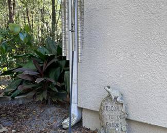 Wind chimes 
Frog sprinkler 
Yard art
