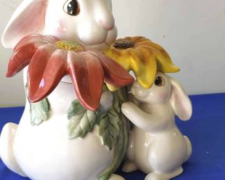 NIB Cookie JarEaster Bunny Fitz Floyd