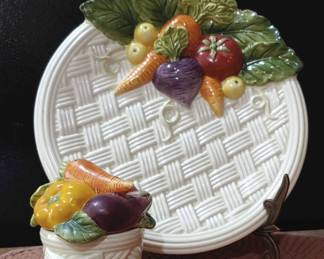 Fitz Floyd SP Shakers Plate