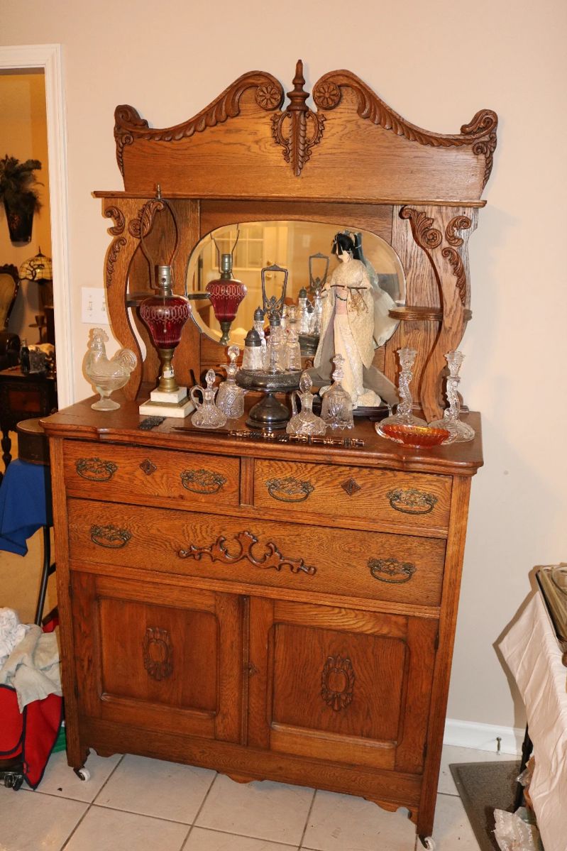 Oakland Estate Sale 50 Off Sunday starts on 2/15/2024