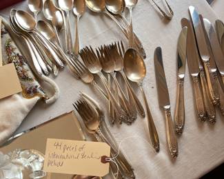 International
Sterling prelude flatwarw