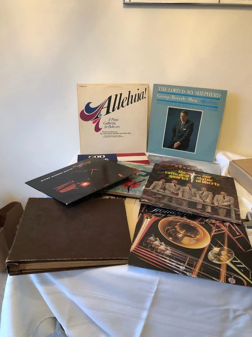 Estate Sale Fishers Near 116th and Hague... starts on 2/11/2024