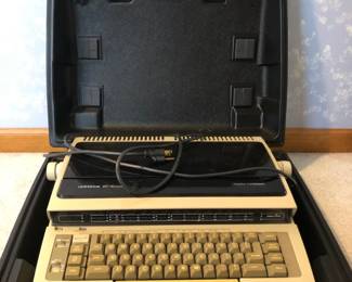 SmithCorona Ultrasonic 350 Messenger