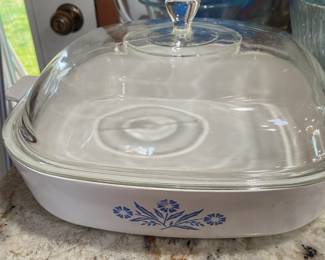 Corning Ware Blue Cornflower Covered Casserole Dish