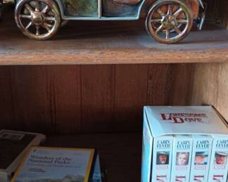 Bronze/Copper Tone Classic Car Music Box