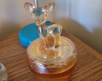Jeanette Marigold Carnival Glass "Fawn" Trinket Covered Dish