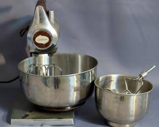 Vintage Sunbeam Mixmaster Electric Mixer With Small And Large Bowl, Beaters And More