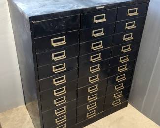 Steelmaster 30 Drawer Parts Cabinet, 36.75" x 30" x 16"