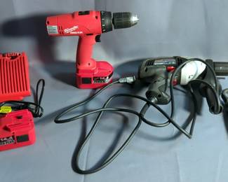 Milwaukee Power-Plus Cordless 1/2" Driver/Drill Includes Two Batteries And Charger, Craftsman 1/2" Electric Hammer Drill Model 315.101371, Powers On