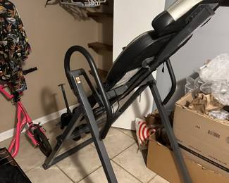 Brand new inversion table works great fully assembled