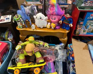 Lots of used toys clean and working!