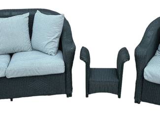 GREEN WICKER OUTDOOR PATIO SET