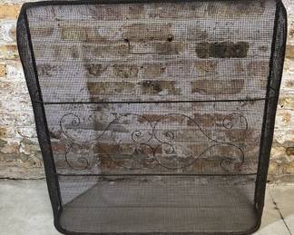 FINE VICTORIAN WROUGHT IRON, MESH FIRE SCREEN