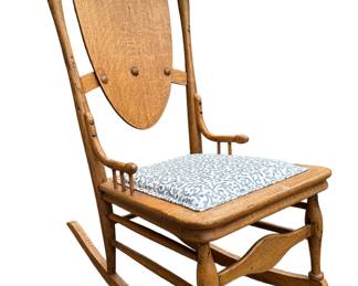 ANTIQUE EASTLAKE ROCKING CHAIR